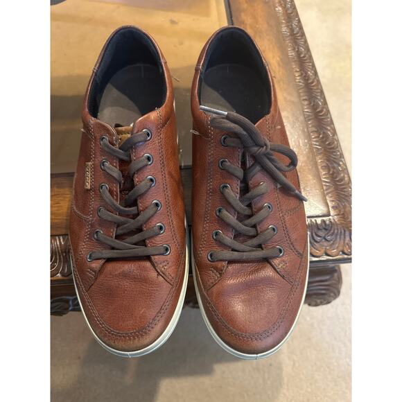 Men’s ECCO Soft 7 Lace Up Leather Sneaker. Size 11